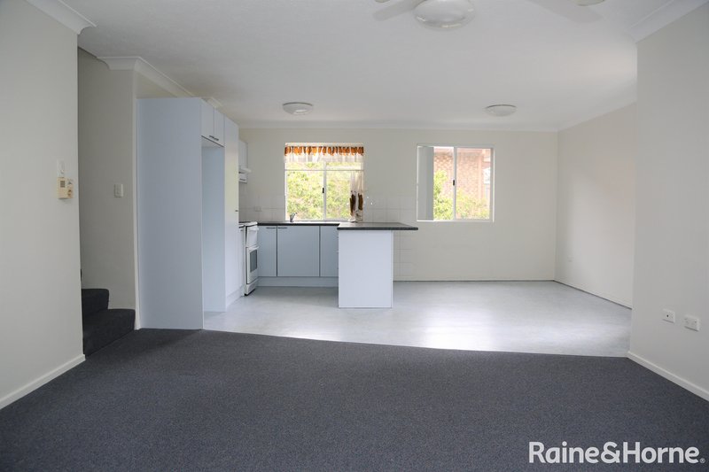 Photo - 5/92 Station Road, Indooroopilly QLD 4068 - Image 1