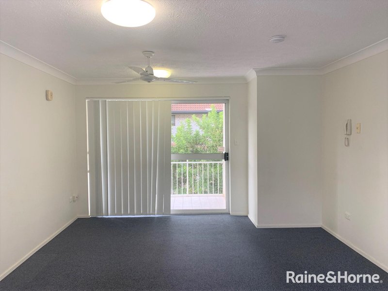 Photo - 5/92 Station Road, Indooroopilly QLD 4068 - Image 2