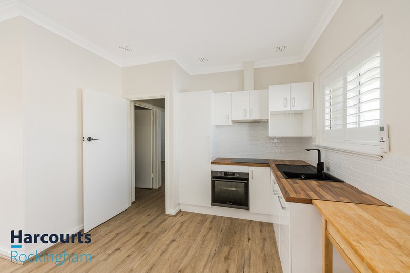 Photo - 5/93 Gloucester Crescent, Shoalwater WA 6169 - Image 6