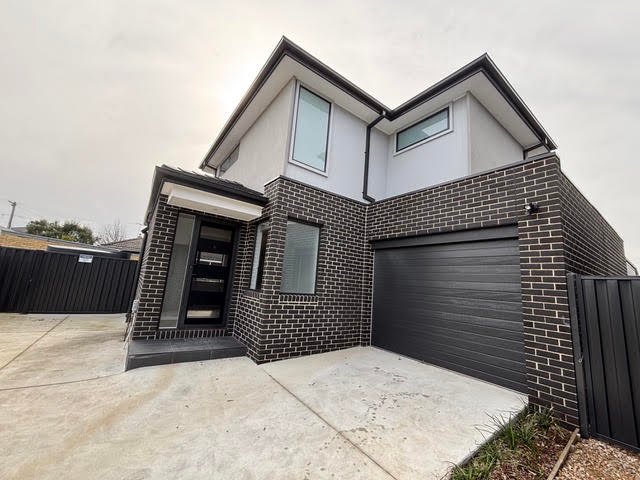 Photo - 5/931 Heatherton Road, Springvale VIC 3171 - Image 1