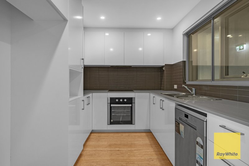 Photo - 59/33 Newcastle Street, Perth WA 6000 - Image 4