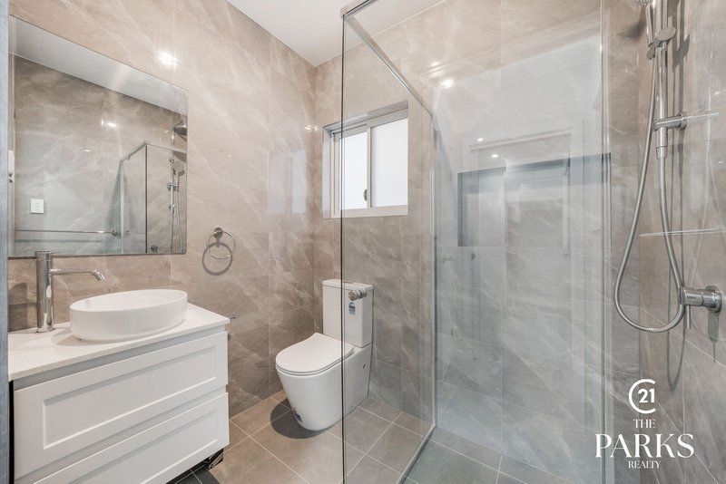 Photo - 594a Smithfield Road, Greenfield Park NSW 2176 - Image 9