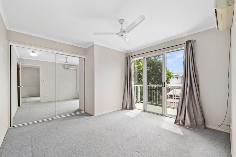 Photo - 5/95 Charlotte Street, Wynnum QLD 4178 - Image 7