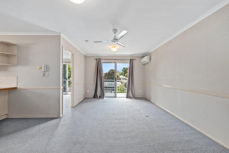 Photo - 5/95 Charlotte Street, Wynnum QLD 4178 - Image 10