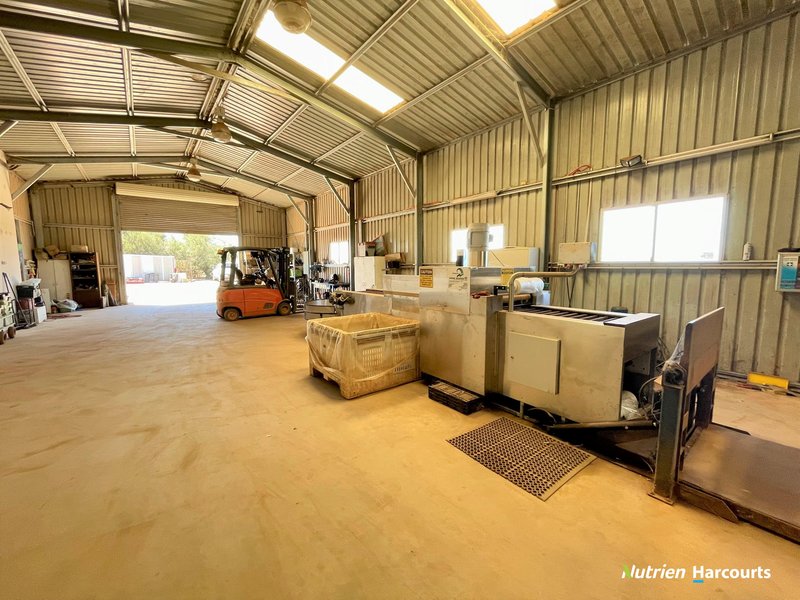 595 Geraldton - Mt Magnet Road, Moonyoonooka WA 6532