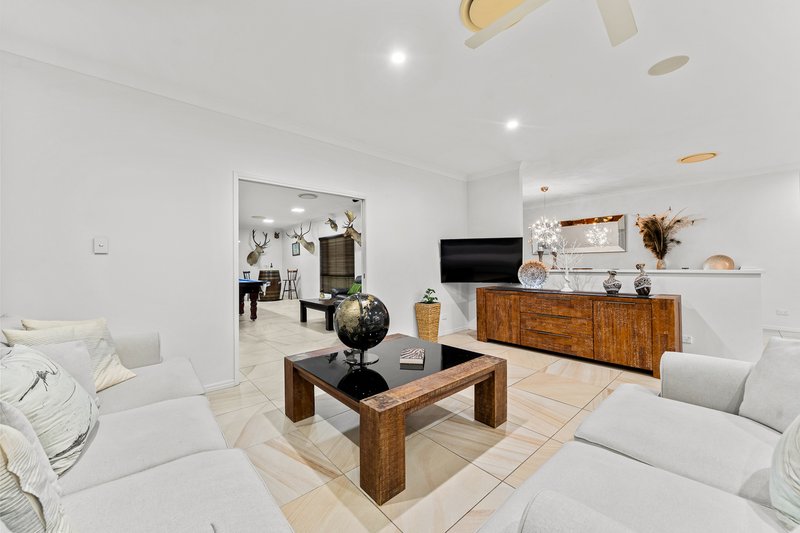 Photo - 595 Grieve Road, Rochedale QLD 4123 - Image 6