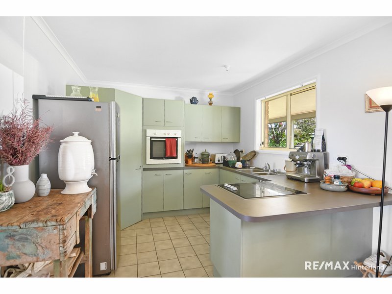 Photo - 595 Mountain View Road, Maleny QLD 4552 - Image 10