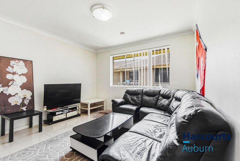 Photo - 5/96 Northumberland Road, Auburn NSW 2144 - Image 2