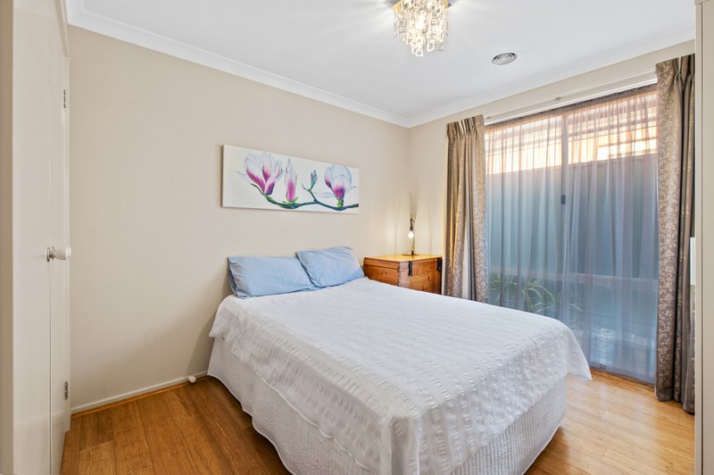 Photo - 598 Findon Road, South Morang VIC 3752 - Image 9