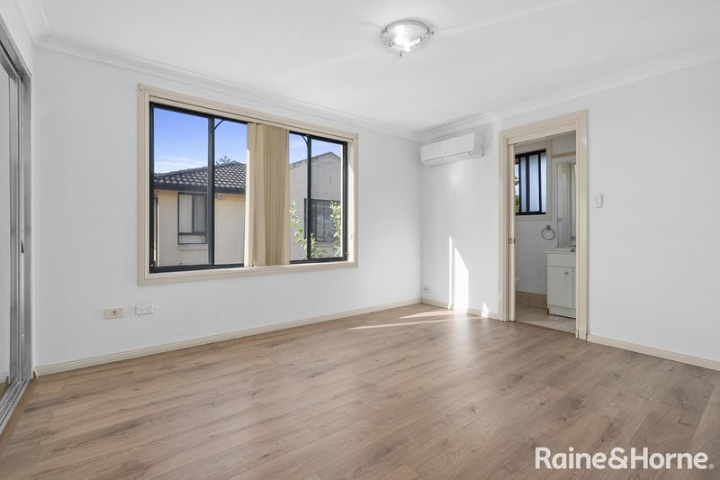 Photo - 5/99A Cambridge Street, Canley Heights NSW 2166 - Image 5