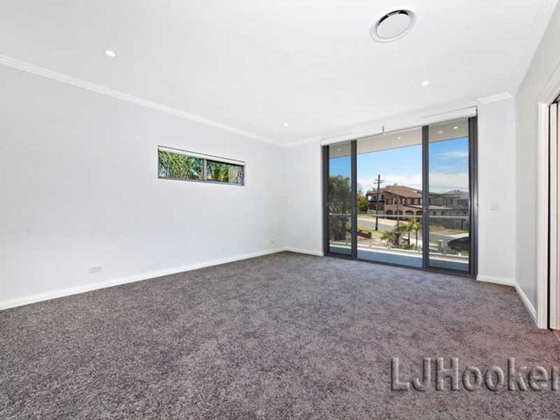 Photo - 59A Rea Street, Greenacre NSW 2190 - Image 5