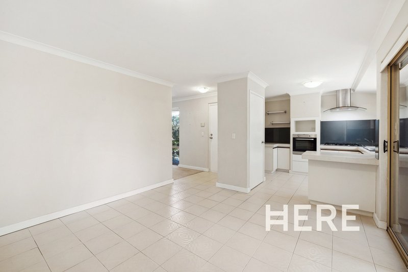 Photo - 59B Lawley Street, Tuart Hill WA 6060 - Image 4