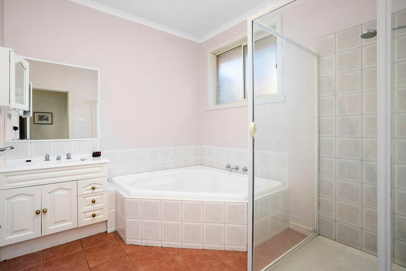 Photo - 5A Acacia Avenue, Mentone VIC 3194 - Image 9