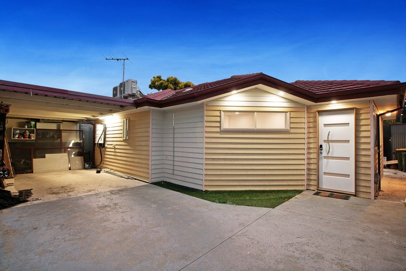 Photo - 5A Briar Court, South Morang VIC 3752 - Image 8