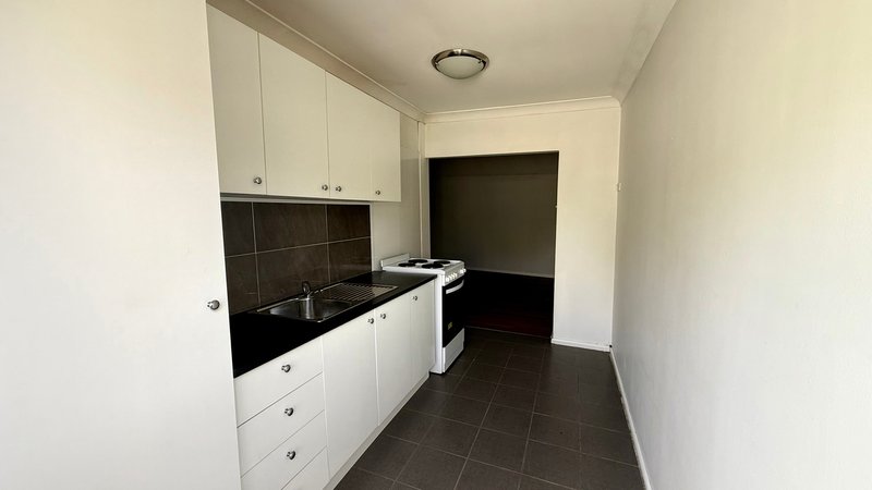 5a Campton Avenue, Cambridge Park NSW 2747