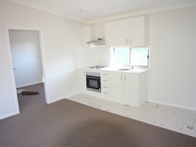 Photo - 5A Cedric Street, Macquarie Fields NSW 2564 - Image 2
