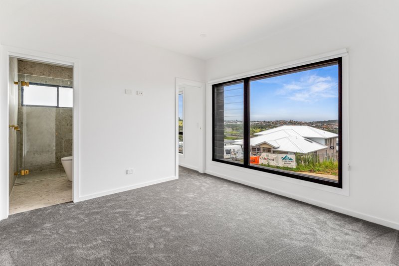 Photo - 5A Celestial Avenue, Dunmore NSW 2529 - Image 5