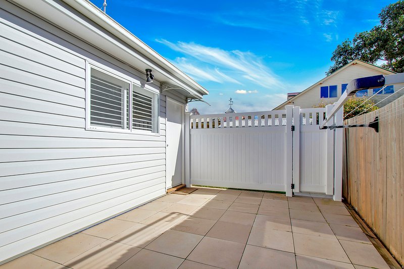 Photo - 5A Church Street, Castle Hill NSW 2154 - Image 5