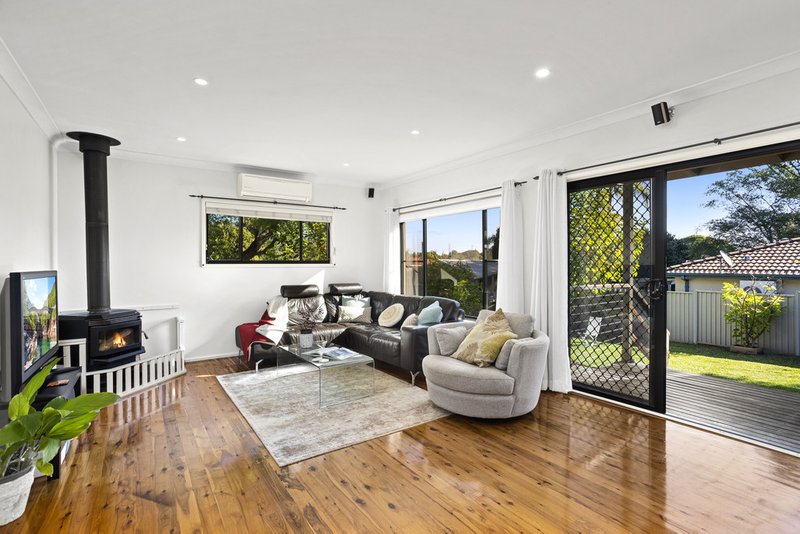 Photo - 5a Clarke Street, Peakhurst NSW 2210 - Image 4