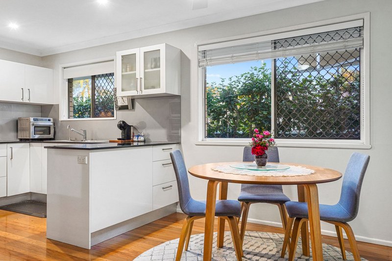 Photo - 5A Deborah Street, Clontarf QLD 4019 - Image 4