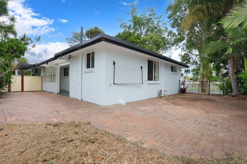 Photo - 5A Garden Grove, Carrara QLD 4211 - Image 8