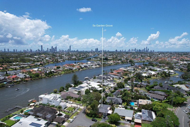 Photo - 5A Garden Grove, Carrara QLD 4211 - Image 10