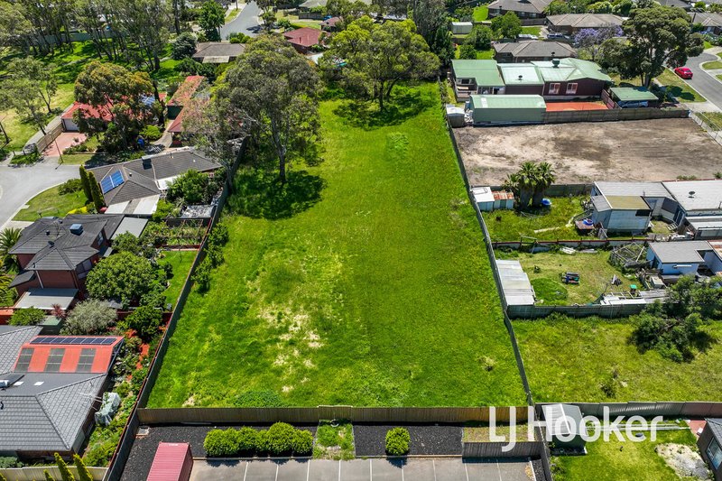 Photo - 5A Hayes Road, Hampton Park VIC 3976 - Image 5