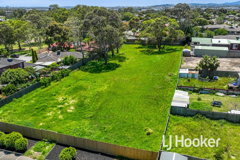 Photo - 5A Hayes Road, Hampton Park VIC 3976 - Image 6