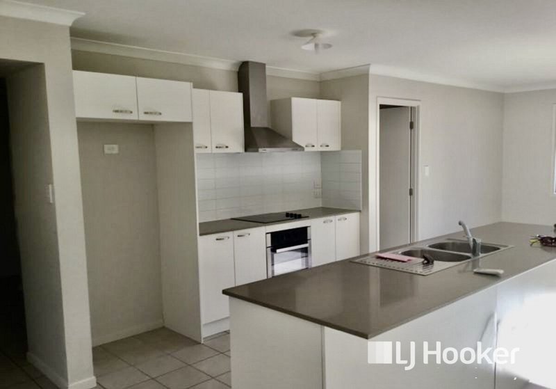 Photo - 5A Jacklin Drive, Glenore Grove QLD 4342 - Image 2