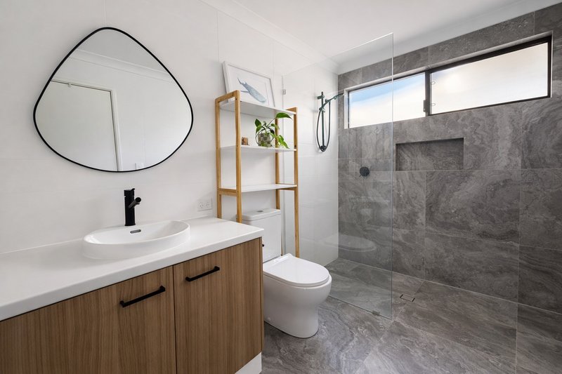 Photo - 5A Juliet Road, Coolbellup WA 6163 - Image 7