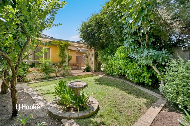 Photo - 5A Macquarie Avenue, Hillcrest SA 5086 - Image 16