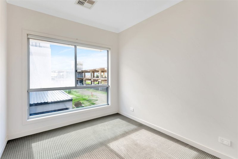 Photo - 5A Metro Parade, Mawson Lakes SA 5095 - Image 5