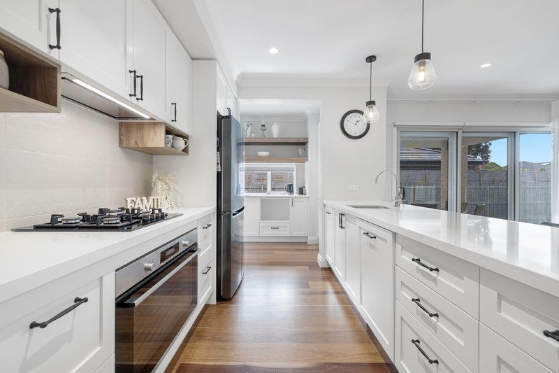 Photo - 5A Neville Street, Wantirna South VIC 3152 - Image 4