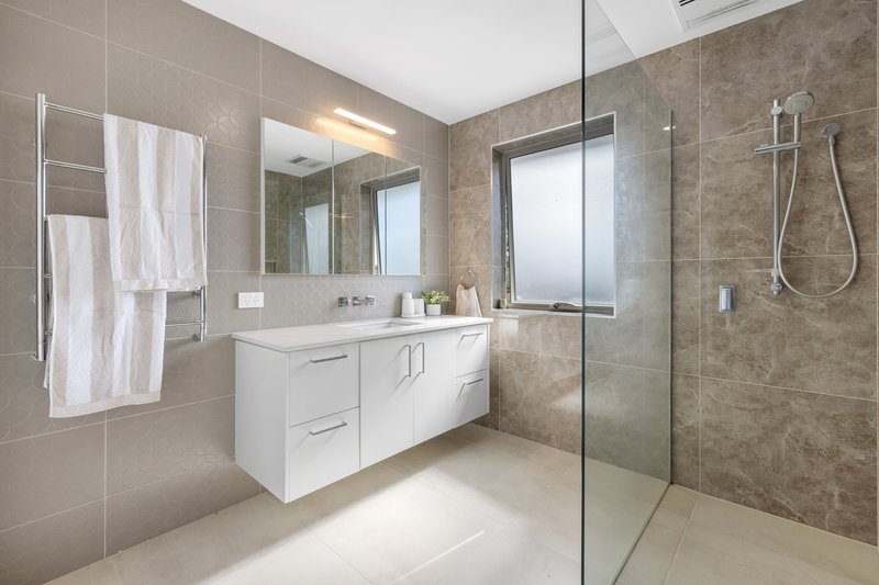 Photo - 5A Neville Street, Wantirna South VIC 3152 - Image 7