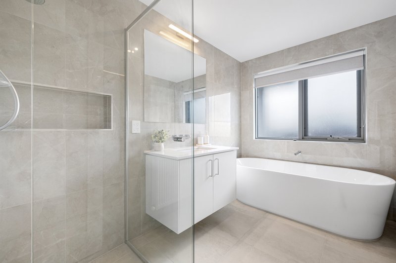 Photo - 5A Neville Street, Wantirna South VIC 3152 - Image 9