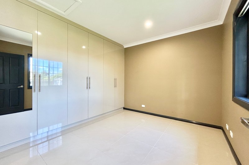 Photo - 5A Oxford Road, Strathfield NSW 2135 - Image 4