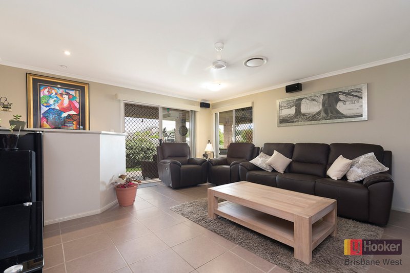 Photo - 5A Pioneer Crescent, Bellbowrie QLD 4070 - Image 14