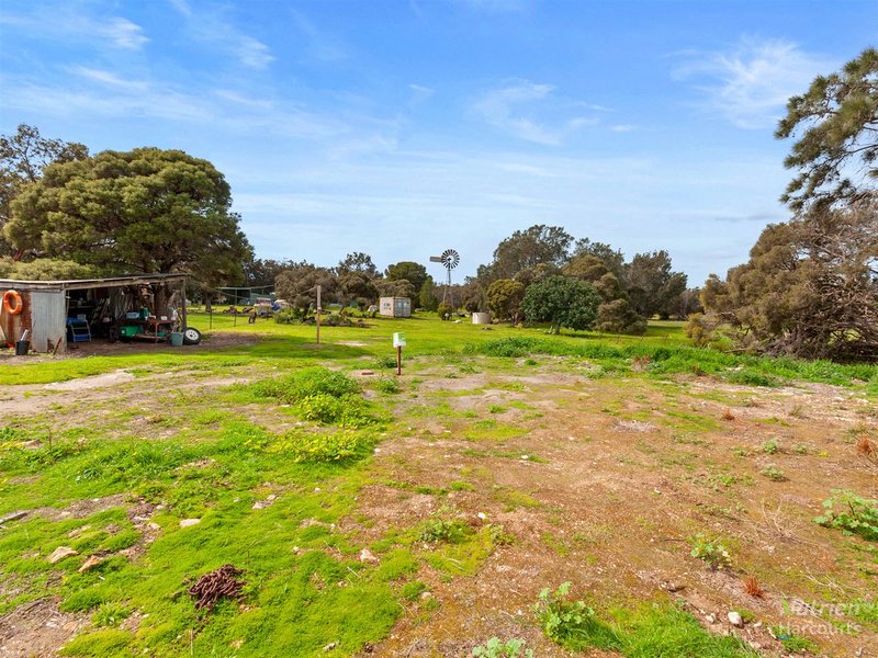 Photo - 5a Rockleigh Road, Corny Point SA 5575 - Image 7