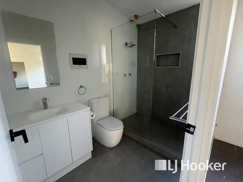 Photo - 5A Rosella Avenue, Regency Downs QLD 4341 - Image 16