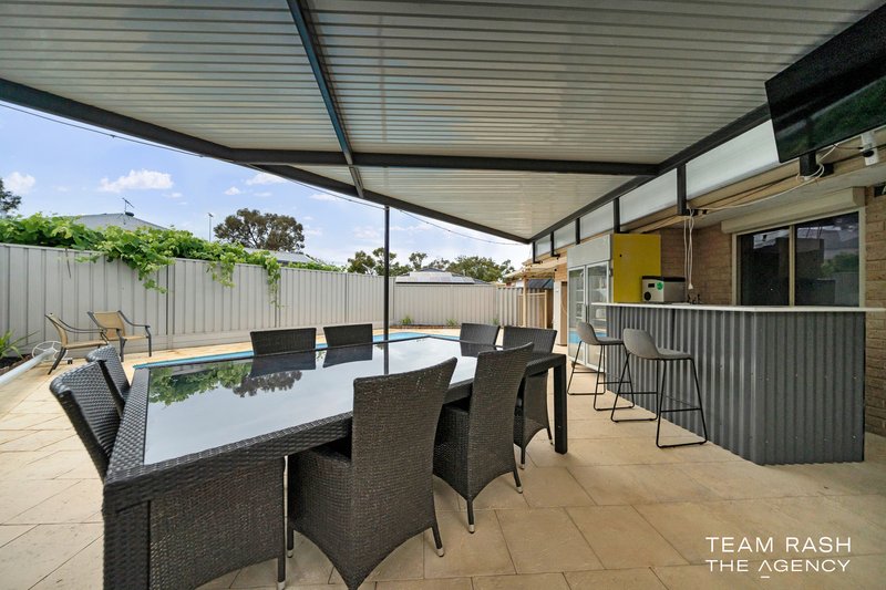 Photo - 5A Saracen Way, Marangaroo WA 6064 - Image 14