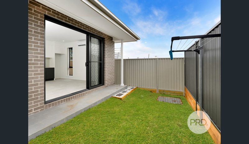 Photo - 5A Skyline Street, Menangle Park NSW 2563 - Image 1