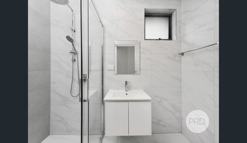 Photo - 5A Skyline Street, Menangle Park NSW 2563 - Image 2