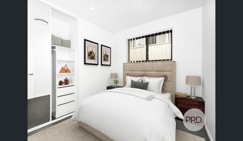 Photo - 5A Skyline Street, Menangle Park NSW 2563 - Image 3