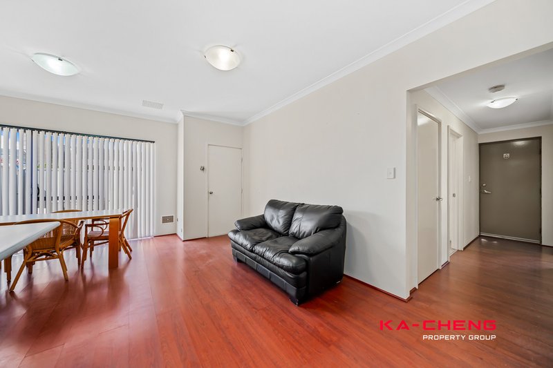 Photo - 5A Tetworth Crescent, Nollamara WA 6061 - Image 5