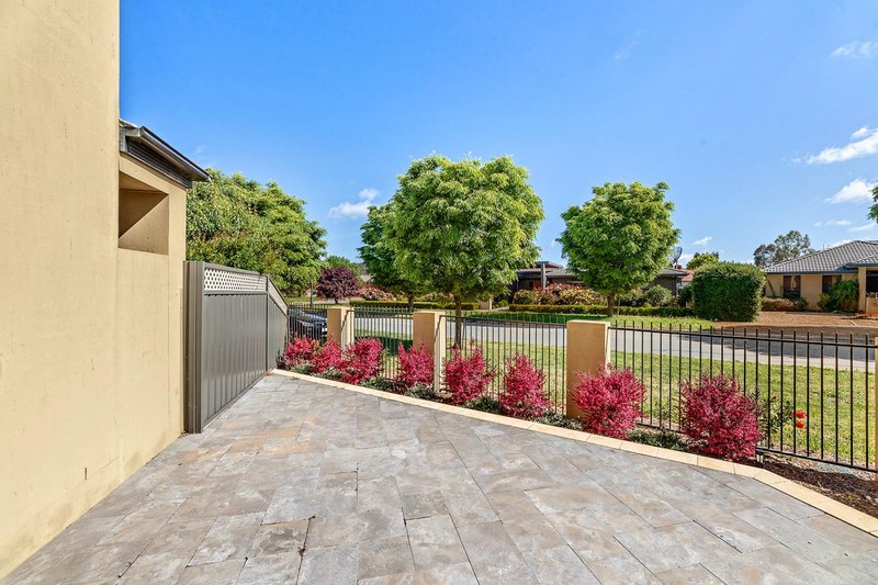 Photo - 5A Waghorn Street, Gungahlin ACT 2912 - Image 4