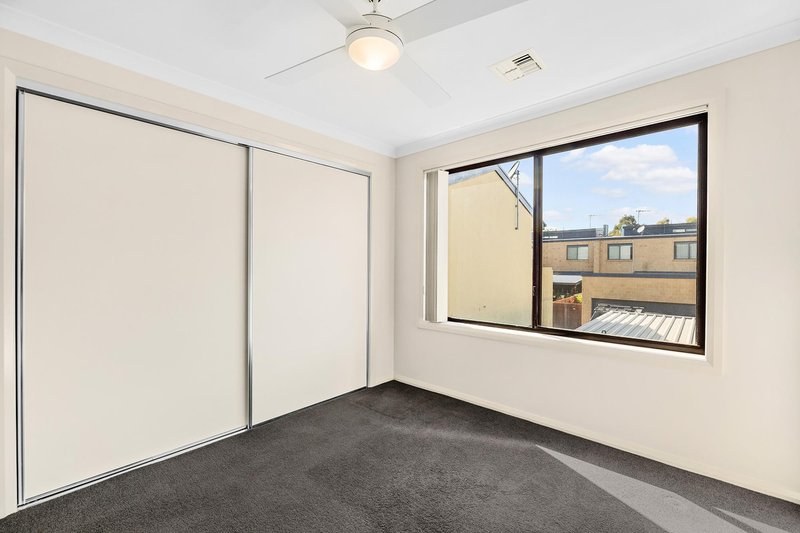 Photo - 5A Waghorn Street, Gungahlin ACT 2912 - Image 10