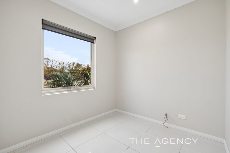 Photo - 5A Welburn Street, Nollamara WA 6061 - Image 2