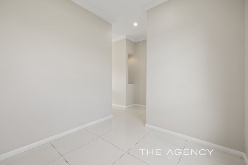 Photo - 5A Welburn Street, Nollamara WA 6061 - Image 4