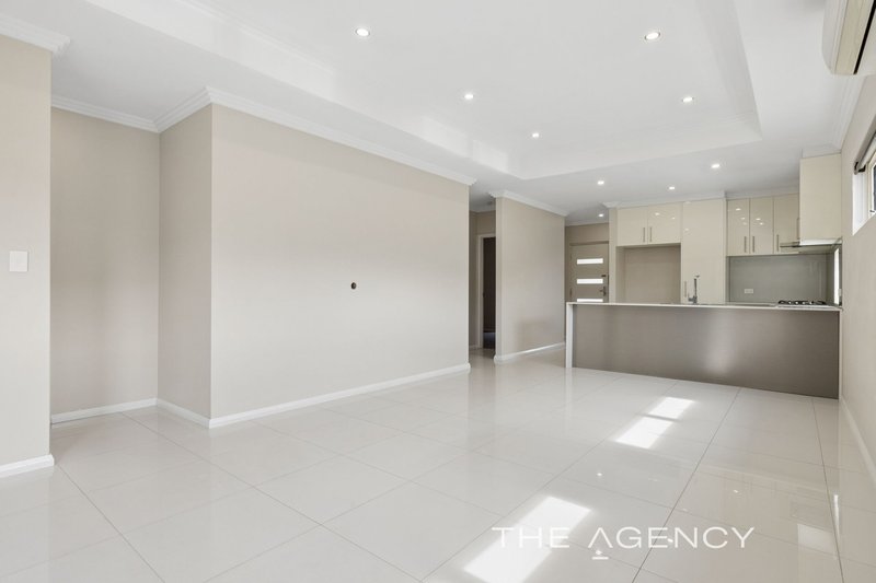 Photo - 5A Welburn Street, Nollamara WA 6061 - Image 9