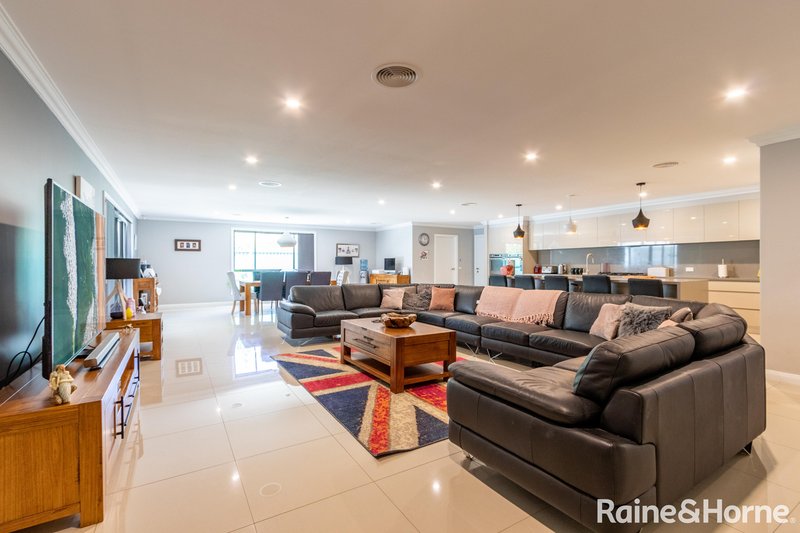 Photo - 5A Wellington Street, Eglinton NSW 2795 - Image 3